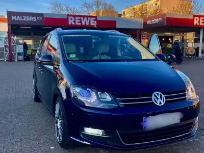 Gebraucht VW Sharan 140 PS (102 kW) 2015 Blau Van / Kleinbus
