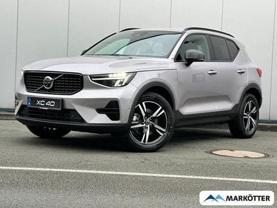 Neu Volvo XC40 Plus 163 PS (119 kW) 2025 Silber SUV