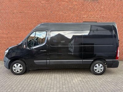 Nissan NV400