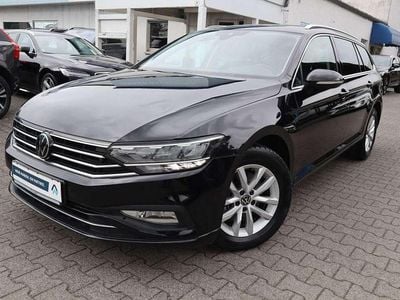 Gebraucht VW Passat Business 150 PS (110 kW) 2023 Deep black pearlescent Kombi