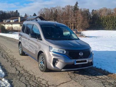 Grau Gebraucht 2023 Nissan Townstar Tekna Van / Kleinbus | 22.999 € (Fairer Preis)