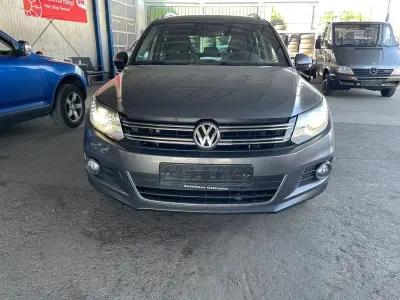 Gebraucht VW Tiguan Sportline 160 PS (117 kW) 2013 Grau SUV