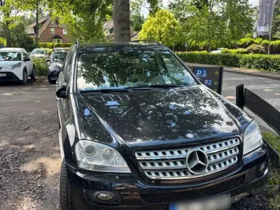 Gebraucht Mercedes ML320 224 PS (164 kW) 2007 SUV