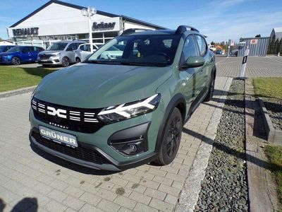 Usata Dacia Sandero Expression 91 CV (66 kW) 2025 Verde SUV