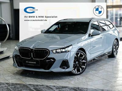 Gebraucht BMW 540 M Sport 303 PS (222 kW) 2025 M brooklyn grau Kombi