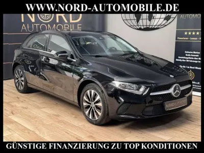Gebraucht Mercedes A250 Style 218 PS (160 kW) 2021 Schwarz Limousine
