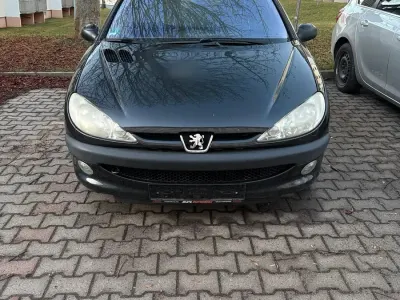 Occasion Peugeot 206 75 PK (55 kW) 2003 Zwart Hatchback