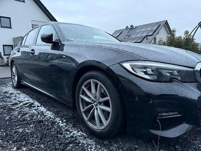 Gebraucht BMW 330 M Sport 258 PS (189 kW) 2019 Schwarz Limousine