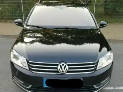 Gebraucht VW Passat 140 PS (102 kW) 2011 Schwarz Kombi