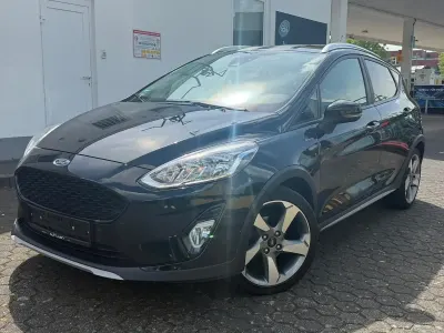 Gebraucht Ford Fiesta Active 101 PS (74 kW) 2019 Schwarz Kleinwagen