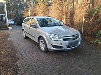 Gebraucht Opel Astra Selection 120 PS (88 kW) 2009 Silber Kombi