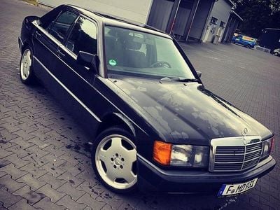 Gebraucht Mercedes 190 118 PS (86 kW) 1989 Schwarz Limousine