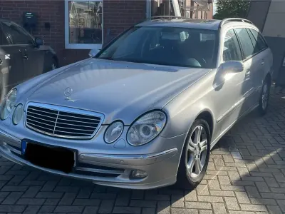 Gebraucht Mercedes 220 Avantgarde 150 PS (110 kW) 2004 Silber Kombi