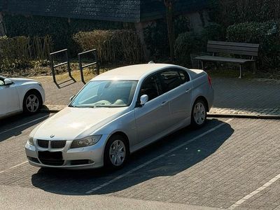 Gebraucht BMW 325 218 PS (160 kW) 2006 Silber Limousine