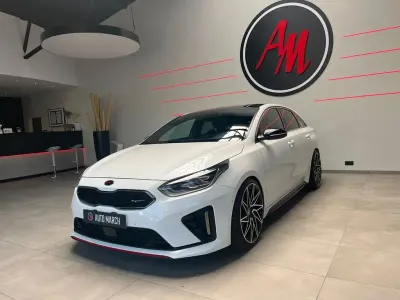 Gebraucht Kia ProCeed GT Comfort 204 PS (150 kW) 2019 Weiß Kleinwagen