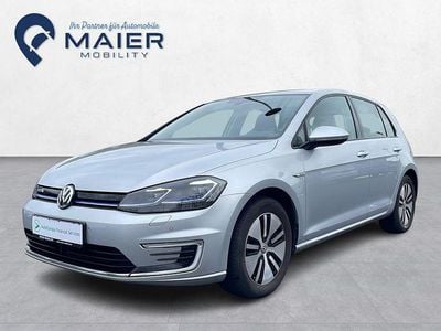 Gebraucht VW Golf 100 kW (136 PS) 2020 Reflexsilber metallic Limousine