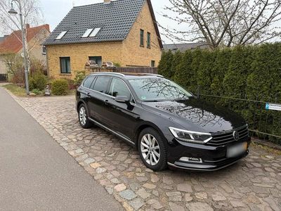 Używany VW Passat Highline 150 KM (110 kW) 2018 Czarny Kombi