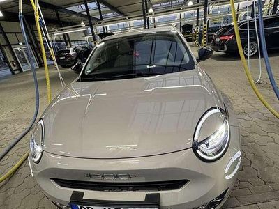 Usata Fiat 600 La Prima 114 kW (156 CV) 2023 Grigio SUV