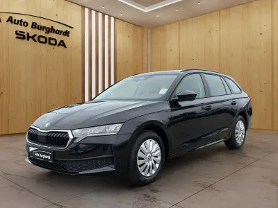 Neu Skoda Octavia Essence 116 PS (85 kW) 2026 Schwarzmagic perleffekt Kombi