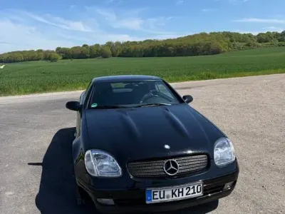 Usata Mercedes CLK230 193 CV (141 kW) 1997 Nero Cabrio
