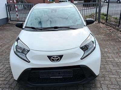 Usata Toyota Aygo 69 CV (50 kW) 2022 Bianco Utilitaria