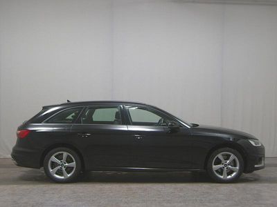 Gebraucht Audi A4 Advanced 163 PS (119 kW) 2021 Schwarz Kombi