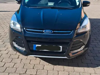 Gebraucht Ford Kuga 150 PS (110 kW) 2016 Schwarz SUV