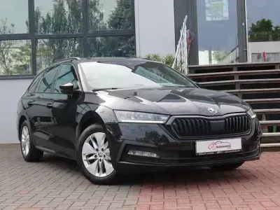 Gebraucht Skoda Octavia 116 PS (85 kW) 2022 Schwarz Limousine