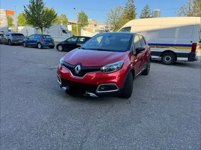 Gebraucht Renault Captur Experience 90 PS (66 kW) 2015 Rot SUV
