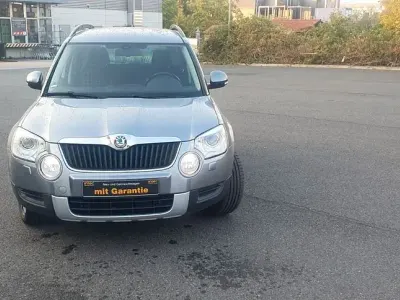 Gebraucht Skoda Yeti Ambition 105 PS (77 kW) 2013 Grau SUV
