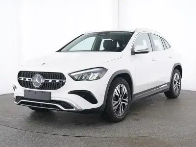 Gebraucht Mercedes GLA200 Progressive 163 PS (119 kW) 2025 Andere SUV