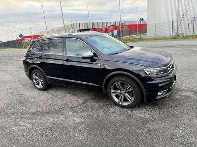 Usata VW Tiguan Allspace R-line 239 CV (175 kW) 2019 Nero SUV