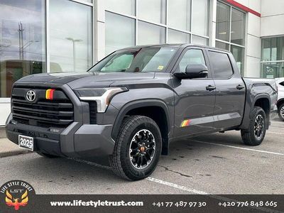 Usata Toyota Tundra T1 394 CV (289 kW) 2025 Grigio Pick-up