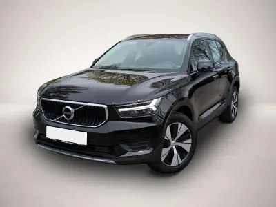 Gebraucht Volvo XC40 Momentum 129 PS (94 kW) 2022 Manufacturer SUV