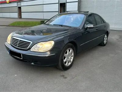 Używany Mercedes S500 306 KM (225 kW) 2000 Szary Sedan/Limuzyna