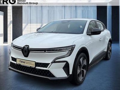 Gebraucht Renault Megane E-Tech Equilibre 160 kW (218 PS) 2022 Weiß ( arktisweiß (weiß)) Limousine