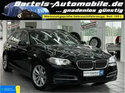 Gebraucht BMW 520 Comfort Edition 190 PS (139 kW) 2015 Black sapphire metallic Kombi