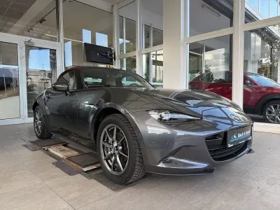 Używany Mazda MX5 131 KM (96 kW) 2018 Szary Kabriolet