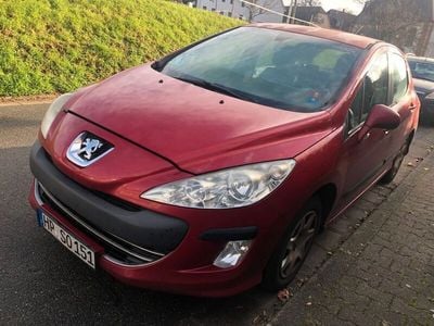 Gebraucht Peugeot 308 Tendance 120 PS (88 kW) 2009 Rot Kleinwagen