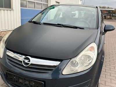 Second-hand Opel Corsa Edition 60 CP (44 kW) 2007 Albastru Hatchback