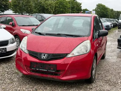 Gebraucht Honda Jazz S 90 PS (66 kW) 2015 Milano red Kleinwagen