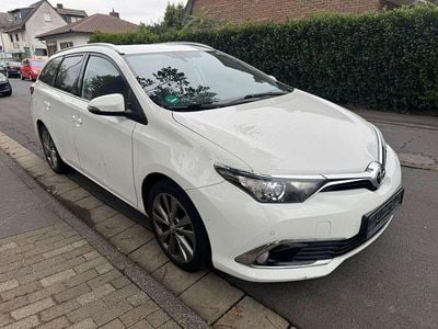 Toyota Auris Touring Sports