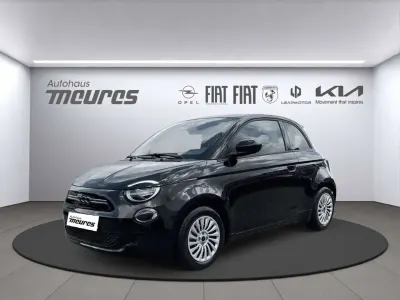 Nowe Fiat 500 Pop 65 KM (47 kW) 2025 Czarny Sedan/Limuzyna
