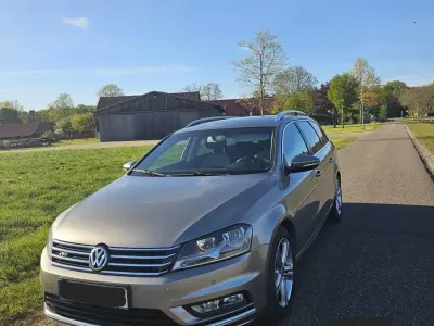Usata VW Passat R-line 177 CV (130 kW) 2014 Station wagon