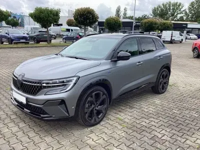 Gebraucht Renault Austral Iconic Esprit Alpine 200 PS (147 kW) 2023 Grau schwarz SUV