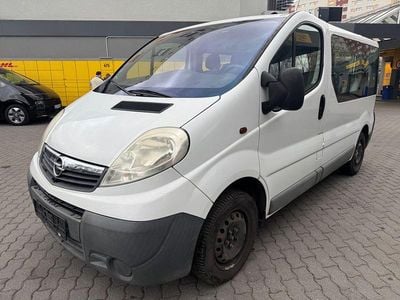 Gebraucht Opel Vivaro 114 PS (83 kW) 2013 Weiß Van / Kleinbus