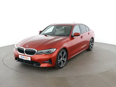 Gebraucht BMW 330 Sport Line 258 PS (189 kW) 2019 Orange Limousine