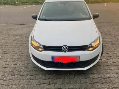 Gebraucht VW Polo 70 PS (51 kW) 2009 Weiß Kleinwagen