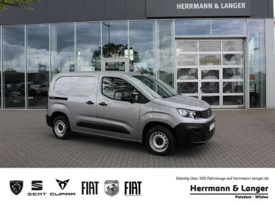 Gebraucht Peugeot Partner Premium 110 PS (80 kW) 2022 Grau Van / Kleinbus