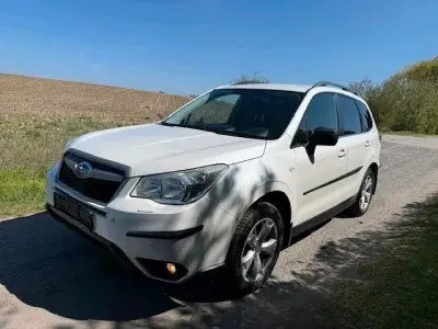 Usata Subaru Forester 150 CV (110 kW) 2015 Bianco SUV